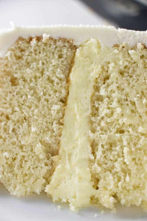 Vanilla Cake Filling Story - Savor the Best Vanilla Cake Filling Recipes Easy, Filling For Layer Cakes, Layer Cake Filling Recipes Easy, Vanilla Filling For Cake, Filling Cakes Recipes, Vanilla Mousse Cake Filling, Cake Filling Recipes Easy, Costco Cake Filling Recipe, Vanilla Cake Filling