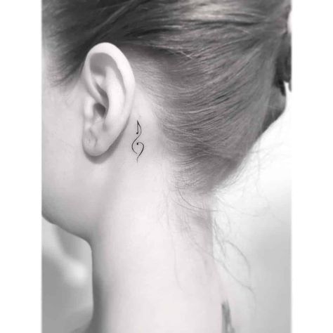 Back Ear Tattoo, Music Symbol Tattoo, Small Music Tattoos, Treble Clef Tattoo, Behind The Ear Tattoo, Behind Ear Tattoos, Music Notes Tattoo, Music Tattoo Designs, Muster Tattoos