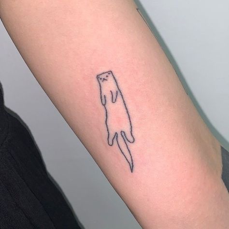 Messy Tattoo Aesthetic, Weird Friend Tattoos, Funny Stick And Poke Tattoo, Simple Funny Tattoos, Funny Cute Tattoos, Small Quirky Tattoos, Small Silly Tattoos, Funny Small Tattoos, Ferret Tattoo