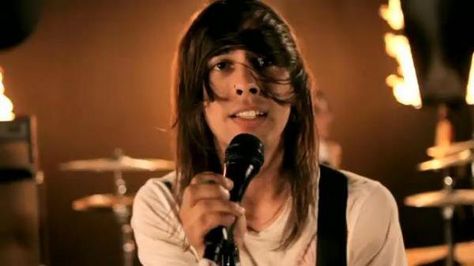 Vic Fuentes <3 Piece The Veil, Pierce The Veil Vic, Vic Ptv, Kellin Quinn, Sleeping With Sirens, Veil Brides, Bring Me The Horizon, Pierce The Veil, Black Veil