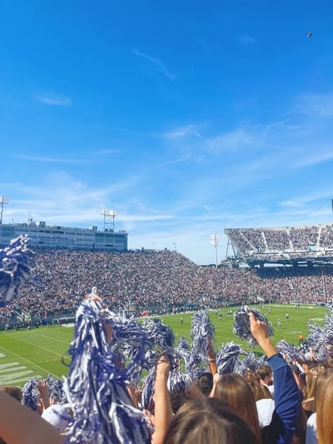 Villanova University Aesthetic, Villanova Aesthetic, Manifesting Happiness, Education Aesthetic, Vision Board Project, College Vibes, Dream University, Villanova University, College Vision Board