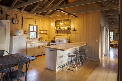 Barndominium Kitchen, Exposed Trusses, Exposed Ceilings, Exposed Rafters, False Ceiling Living Room, Rustic Country Kitchens, Wood Floor Kitchen, Diy Ceiling, Kitchen Ceiling