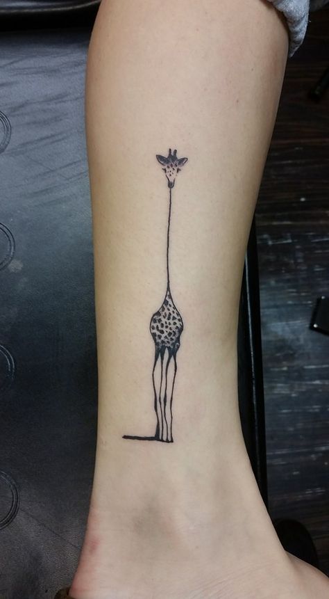 simple black work giraffe by Kristy C of Buzz Ink Shop in Concord, NH Small Giraffe Tattoo, Giraffe Tattoo, Petit Tattoo, Small Girl Tattoos, Tattoo Girls, Arrow Tattoo, Elephant Tattoos, Great Tattoos, Tattoo Pattern