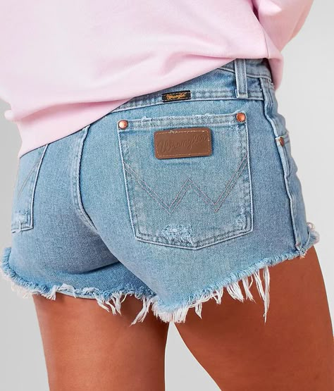 Cute Highschool Outfits, Denim Shorts Outfit, Short For Women, Wrangler Shorts, High Waist Fashion, Denim Cutoff Shorts, Denim Short, Really Cute Outfits, Denim Shorts Women