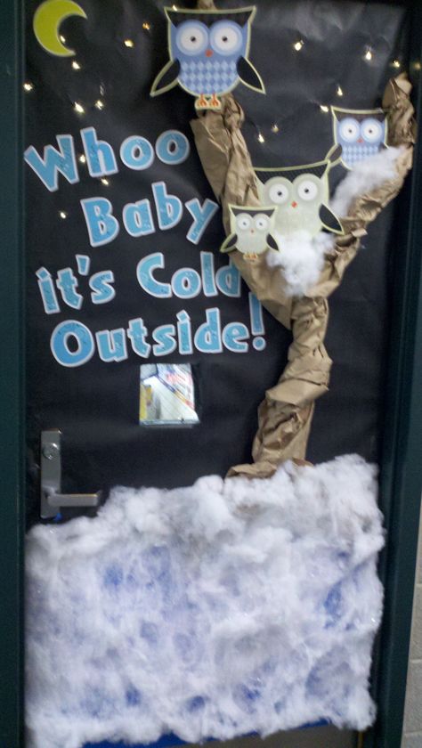 forgot I pinned this. This is what I shoulda put on side door of class. Maybe front door since that one isn't done. Owl Classroom Door, Owl Door Decorations, Class Room Door, Room Door Ideas, Classroom Door Decorating, Classroom Kindergarten, Holiday Door Decorations, Owl Theme Classroom, Owl Door