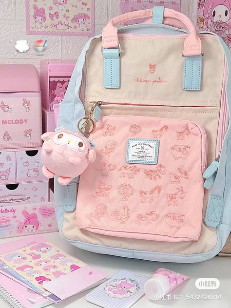 Hello Kitty Water Bottle, Cute School Bags, Stylish School Bags, Cute School Stationary, Kawaii Bags, Kawaii Backpack, My Style Bags, Soft Pink Theme, Aesthetic Bags