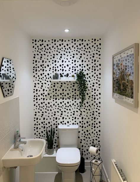 28 Small Apartment Bathroom Ideas To Revamp Your Bathroom On A Budget Small Apartment Bathroom Ideas, Bathroom Wall Design, Apartment Bathroom Ideas, Dalmation Print, Wc Decoration, Small Downstairs Toilet, Small Bathroom Inspiration, Cloakroom Toilet, Bathroom On A Budget