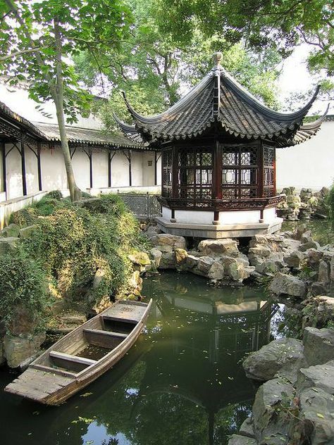 Chinese Garden Landscape, Residential Garden, Suzhou China, Chinese House, China Architecture, Traditional Japanese House, Jiangsu China, Asian Architecture, Asian Garden