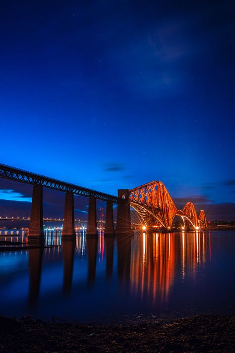 Forth Bridge, Scotland History, Bridge Over Troubled Water, Bonnie Scotland, Night Portrait, Kelowna Bc, Bagpipes, Edinburgh Scotland, Scotland Travel