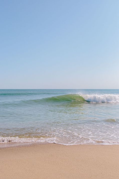 Nantucket Aesthetic Wallpaper, Nantucket Steps Beach, Wauwinet Nantucket, Nantucket Map, Nantucket Beach, Nantasket Beach Massachusetts, Sailing Lessons, East Coast Beaches, Surfside Beach