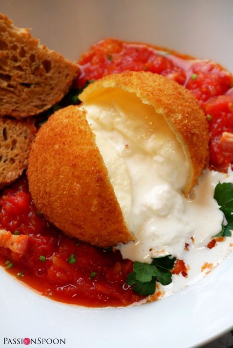 Fried Burrata Recipe, Deep Fried Burrata, Tomato Desserts, Recipes With Burrata Cheese, Baked Burrata, Fried Burrata, Burrata Recipes, Beetroot Carpaccio, Grilled Polenta