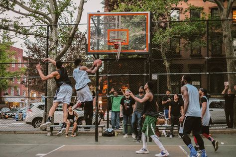 Pickup Basketball Aesthetic, Street Basketball Aesthetic, Streetball Photography, Street Basketball Photography, Streetball Aesthetic, Tips For Basketball, Basketball Editorial, Nyc Basketball, Basketball Shoot