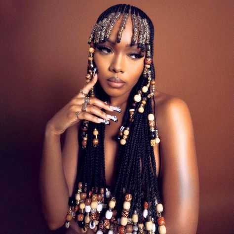 Beyonce Cornrows, Beaded Cornrows, Unique Hairstyles For Black Women, Cornrows With Beads, Braids And Beads, Unique Braids, Braided Bangs, Braided Cornrow Hairstyles, Braids Hairstyles Pictures