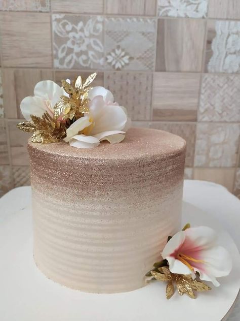 Dusty Rose Cake Birthday, 1 Tier Birthday Cake For Women, Single Tier Cake Birthday, Wedding Cake Designs Single Tier, Rose Gold 50th Birthday Cake, Rose Gold Birthday Cake Simple, Simple 50th Birthday Cake, Simple Rose Gold Cake Ideas, Rose Gold Cake Birthday