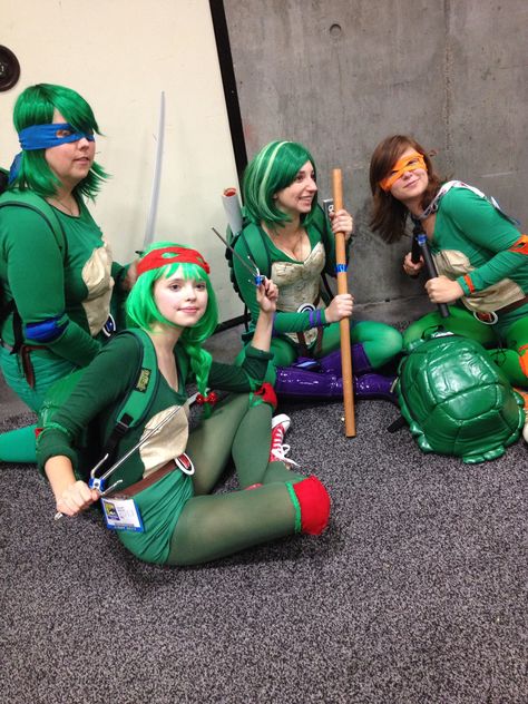 Female Teenage Mutant Ninja Turtles Teenage Mutant Ninja Turtles Cosplay, Ninja Turtle Cosplay, Tmnt Cosplay, Girl Ninja Turtle, Teenage Mutant Ninja Turtles Costume, Ninja Turtle Costume, Ninja Girl, Bmx Racing, Teenage Mutant Ninja Turtles Art