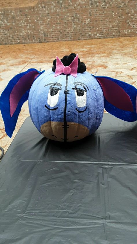 Eeyore Pumpkin, Pumpkin Paintings, Pumpkin Painted, Blue Stuffed Animals, Creative Pumpkin Painting, Pumpkin Designs, Halloween Pumpkin Designs, Painted Pumpkin, Creative Pumpkins