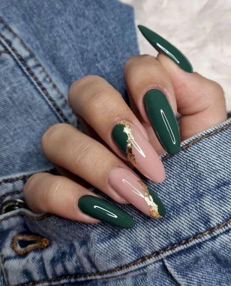 Nails For Green Dress, Emerald Nails, Nail Appointment, Unghie Sfumate, Green Acrylic Nails, French Manicures, Dark Green Nails, Green Nail Designs, Easy Nails