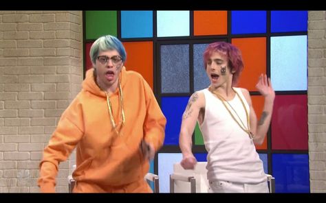 Timothée Chalamet Fans on Twitter: "Timothée Chalamet and Pete Davidson playing a rap duo on SNL tonight!… " Pete And Timothee Snl Costume, Pete Davidson And Timothee Chalamet, Timothee Chalamet And Pete Davidson, Timothee Chalamet Snl, Pete Davidson Snl, Stefon Snl, R&b Aesthetic, You Never Loved Me, Halloween Duo