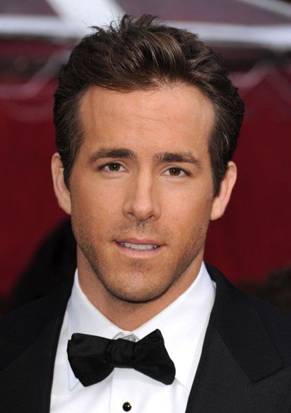 Ryan Reynolds Deadpool, Tattoos Quotes, Quotes Celebrities, Actors Male, Liam Hemsworth, James Mcavoy, Man Thing Marvel, Ryan Reynolds, Art Travel