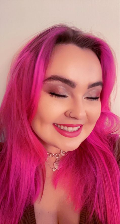 i used good dye young shade ex girl Hot Pink Hair With Dark Roots, Hot Pink And Light Pink Hair, Bright Pink Hair Dark Roots, Dark Pink Roots Light Pink Hair, Bright Pink Hair, Hot Hot Pink Hair Manic Panic, Ex Girl, Good Dye Young, Vivid Hair