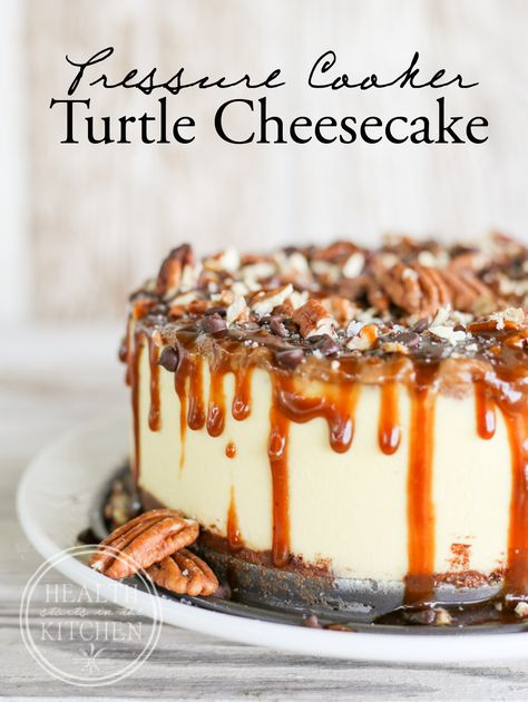 Instant Pot Turtle Cheesecake, Pressure Cooker Desserts, Brownie Crust, Instant Pot Cheesecake, Turtle Cheesecake Recipes, Savory Cakes, Turtle Cheesecake, The Cheesecake Factory, Low Carb Cheesecake