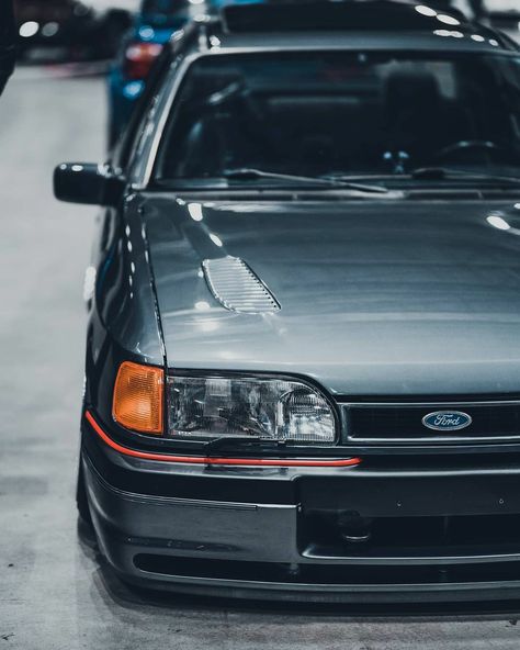 Ford Sierra wallpaper Mercedes Car Wallpapers, Car Aesthetic Mercedes, Mercedes Car Aesthetic, Ford Wallpaper, Aesthetic Mercedes, Mercedes Cabriolet, Mercedes Sierra, Mercedes Camper Van, Amg Mercedes Benz