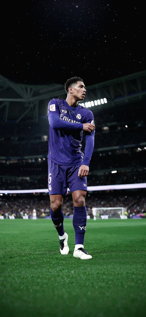 Halal Madrid, Soccer Images, Football Players Photos, Real Madrid Team, Soccer Photography, Football Wallpapers, Football Players Images, Soccer Boyfriend, Ronaldo Real