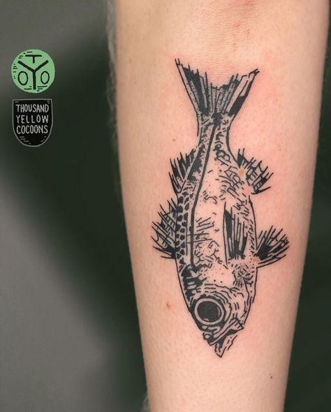 Dead Fish Tattoo, Salmon Fish Tattoo, Couple Piercings, Fish Leg Tattoo, Tattoo Ideas Fish, Blue Fish Tattoo, Fish Tattoo Traditional, Swordfish Tattoo, Tatto Sleeve