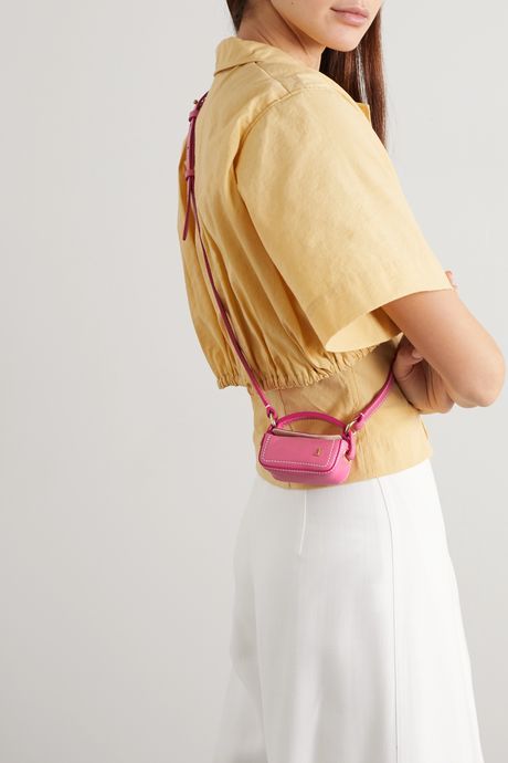 Mini Bag Outfit, Diy Clutch Bag, Micro Bags, Jacquemus Bag, Laura Lombardi, Micro Bag, Pink Texture, Bag Outfit, Crystal Trim