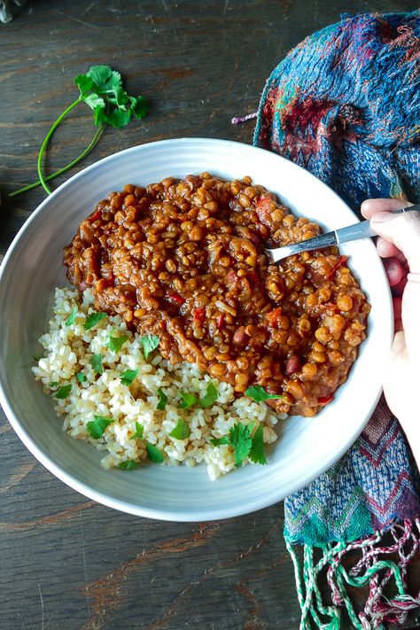 Madras Lentils Faithful Plateful, Ble Recipes, Lentils Instant Pot, Beans And Rice, Lentil Recipes, Canned Tomato Sauce, Spicy Sauce, Vegan Dinner, Vegan Recipe