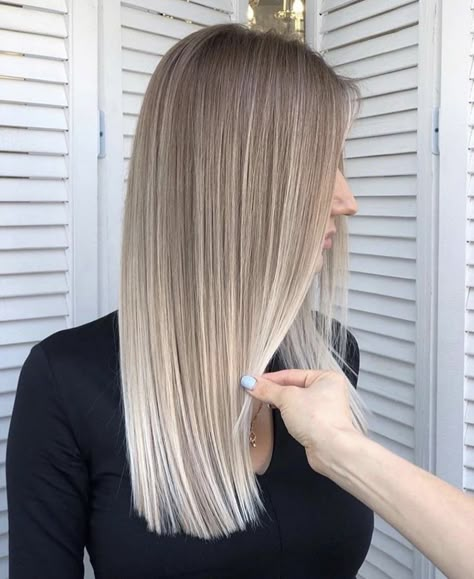 Platinový Blond, Brunette Balayage, Balayage Blonde, Sandy Blonde, Ombré Hair, Balayage Hair Blonde, Blonde Hair Looks, Brown Blonde Hair, Hair Colours