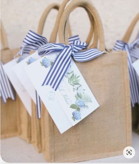 Destination Wedding Party Favors, Wedding Guest Gift Bag, Birthday 20, Parents Gifts, Wedding Guest Bags, White Reception, Wedding Welcome Gifts, Destination Wedding Welcome Bag, Beachy Wedding