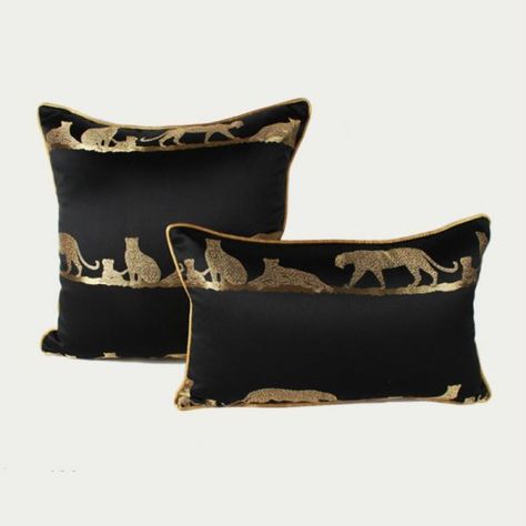 € 23,74 | DUNXDECO Cushion Cover Decorative Pillow Case Luxury Art Black Gold Powerful Leopard Shiny Silky Jacquard Coussin Sofa Decor Bedroom Simple Modern, Leopard Wedding, Vintage Bathroom Accessories, Jewelry Shop Display, Gold Sofa, Gold Bedroom, Luxury Pillows, Luxury Cushions, Clothes Hooks