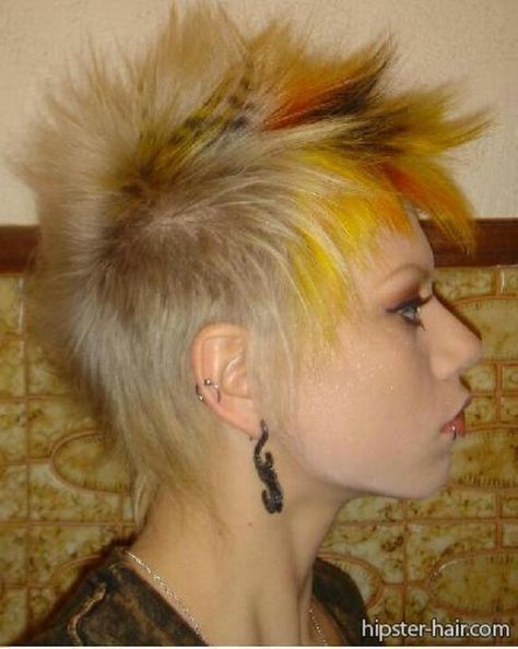 Faux hawk Chelsea Hawk, Hawk Haircut, Hipster Hair, Hipster Hairstyles, Orange Highlights, Spiked Hair, Faux Hawk, Punk Girl, Edgy Hair