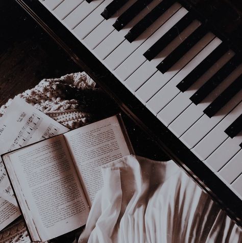 Piano Aesthetic, Keyboard, You Never, Piano, Internet, Energy, Tumblr, Memes, Music