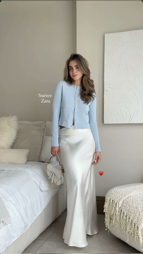 Elegant Classy Feminine Outfits, Feminine Office Outfits, Formal Modest Outfits, Soft Feminine Outfits Casual, Birthday Outfit Classy, School Outfit Ideas Winter, Feminine Outfits Casual, Modest Feminine Outfits, Aesthetic Old Money Outfits