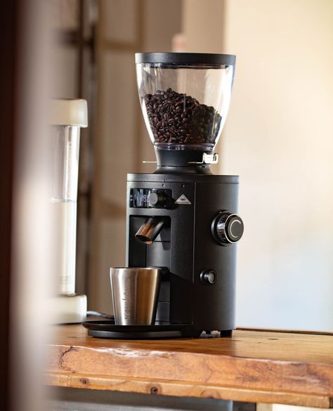 Whether you frequently switch between brew methods or are just looking for an excellent home coffee or espresso grinder, the Mahlkönig X54 can do it all and does it well.⁠ #CliveCoffee #homebrewing #homeespresso #coffee #espresso #coffeelovers #baristalife #coffeeaddict #coffeeholic #coffeebreak Coffee Methods, Bars Design, Best Coffee Grinder, Espresso At Home, Espresso Grinder, Coffee Industry, Perfect Morning, Filter Coffee, Home Coffee