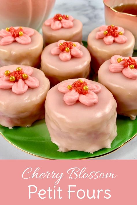 Petit Fours Baby Shower Girl, Sakura Recipes, Asian Tea Party, Cherry Blossom Food, Cherry Blossom Dessert, Cherry Blossom Cupcakes, Petit Fours Recipe, Petit Four Recipes, Tea Desserts