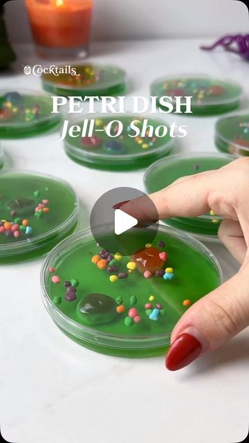 Cocktails (21+ to follow) on Instagram: "Make the most terrifying treats for Halloween with these Petri Dish Jell-O Shots 🧫 Grab the Petri dishes at the link in our bio to make your own ✨

-3 oz. lime Jell-O mix
-1 cup boiling water
-1/2 cup cold water
-1/2 cup. vodka
-Gushers & Nerds

#petridishjelloshots #petridish #jelloshots #halloween #vodka #jello" Jello Petri Dish, Petri Dish Jello Shots, Jello Cocktails, Treats For Halloween, Jell O Shots, Petri Dishes, Halloween Things, Pop Up Bar, Spooky Halloween Party