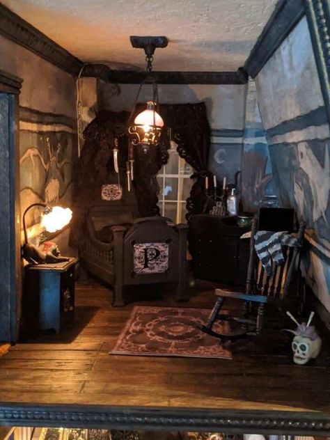 Addams Family Baby, The Addams Family House, Addams Family House, Gothic Nursery, Haunted Dollhouse, Adams Family, Haunted Dolls, The Addams Family, K K