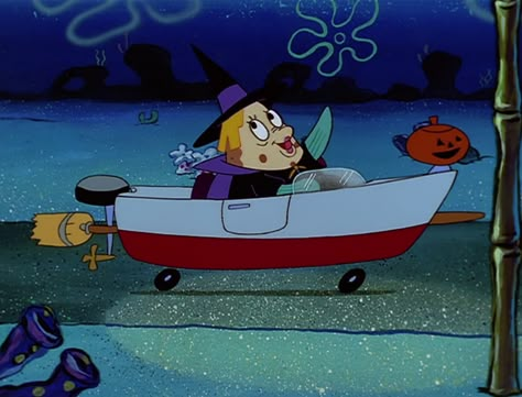 Spongebob Halloween Aesthetic, Fall Spongebob, Halloween Cartoon Aesthetic, Mrs Puff Spongebob, Sponge Bob Halloween, Spooky Spongebob, Halloween Spongebob, Mrs Puff, Spongebob Halloween