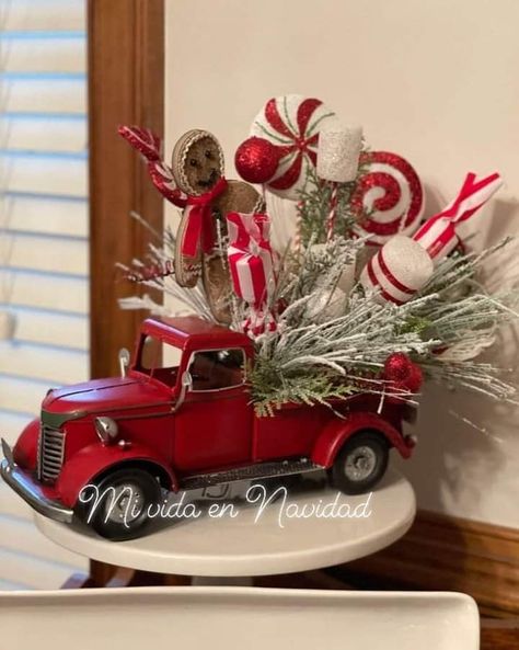 Metal Truck Decor, Vintage Red Truck Decor, Truck Lover, Farmhouse Truck, Red Truck Decor, Chirstmas Decor, Truck Decor, Red Farmhouse, Ideas Navideñas