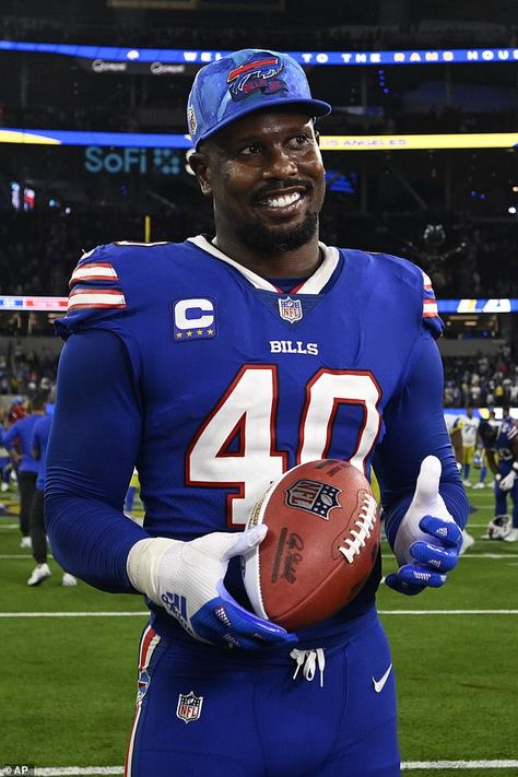 Zach Wilson, Jewish Person, Nfl Bills, Von Miller, Buffalo Bills Football, Bills Football, Josh Allen, Football Photos, Buffalo Bills