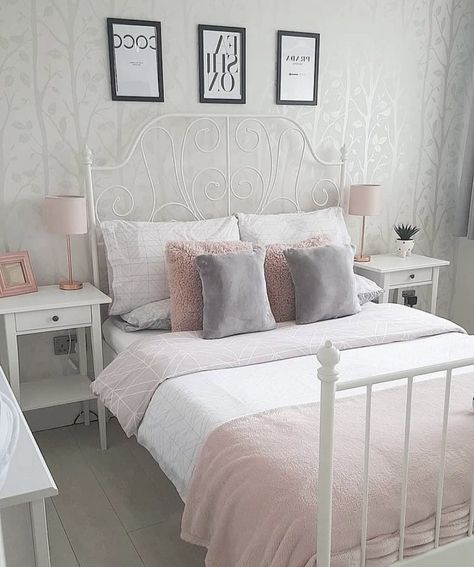 Bedroom With White Metal Bed, White Metal Bed Frame Girls Room, White Metal Bed Frame Aesthetic, Ikea Leirvik Bed Inspiration, White Bedframe Ideas, White Iron Bed Frame Bedroom, White Metal Bed Frame Bedroom Ideas, Ikea Metal Bed, White Iron Beds