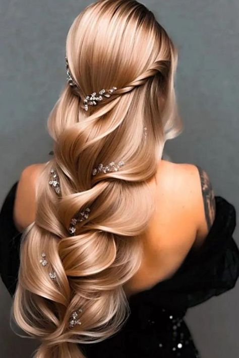 Greek Braid & Jewelry Sleek Wedding Hairstyles, Greek Hair, Simple Prom Hair, Hair Set, Blonde Braids, Trendy Wedding Hairstyles, Hair Setting, Hair Videos Tutorials, Fancy Hairstyles