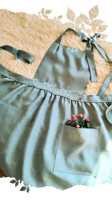 Chef Dress, Diy Apron, Handmade Aprons, Cute Aprons, Sewing Aprons, Aprons Patterns, Aprons Vintage, Womens Aprons, Diy Sewing Clothes