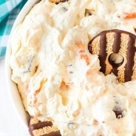 Cookie Salad - Mama Loves Food Cookie Salad Fudge Stripe, Pineapple Fluff, Wendys Chili Recipe, Cookie Salad, Fudge Stripe Cookies, Peach Dump Cake, Tuna Casserole Recipes, Toasted Ravioli, Peach Cobbler Easy