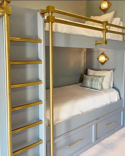 A custom bunk bed built with summer... - Gautreau Interiors Bunkbed Room Ideas, Amazing Bunk Beds, Bunk Beds Ideas, Boys Room Bunk Beds, Custom Bunk Bed, Bonus Room Bedroom, Unique Bunk Beds, Bunk Beds Boys, Custom Bunk Beds