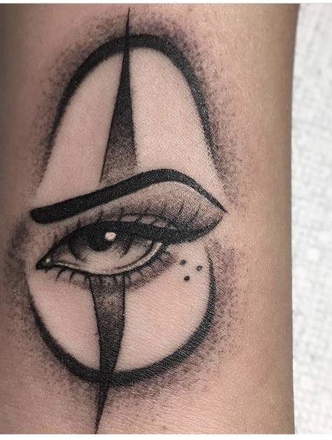 Pretty Eyes Tattoo, Clown Eye Tattoo, Eye Tattoo Stencil, Crow Tattoo Design, Half Sleeve Tattoos Drawings, Tattoo Shading, Sigil Tattoo, Crow Tattoo, Chicano Art Tattoos