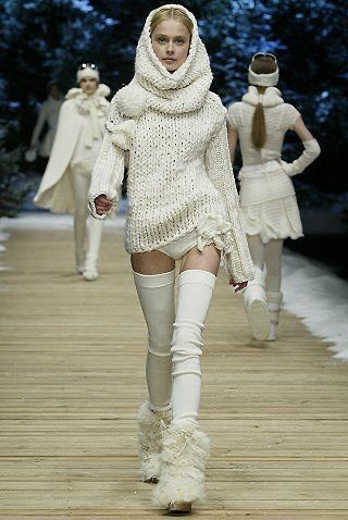 White Clothing, Fashion Themes, Fire Fits, New Rock, Thrift Fashion, Couture Collection, Aesthetic Fashion, Runway Fashion, Fashion Inspo Outfits